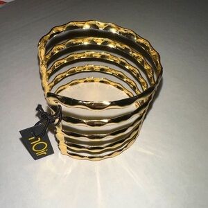 NWT nOir women’s gold hammered bangle bracelet os costume jewelry party